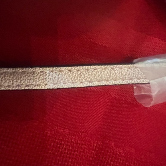 Teacher gift STG strap converts phone case into hands free holds lanyard - Picture 3 of 3